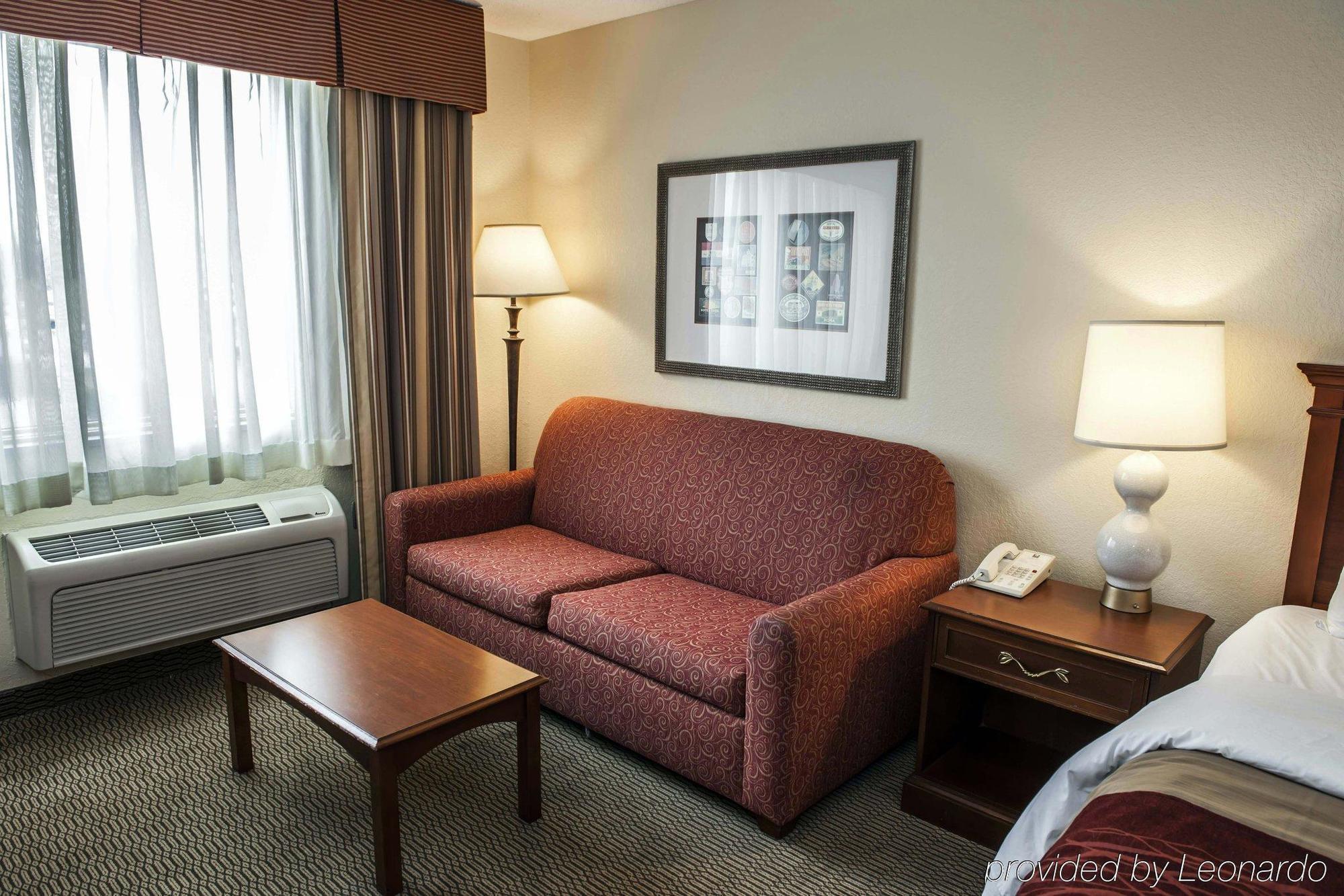 Holiday Inn - Columbus By Ihg Екстериор снимка