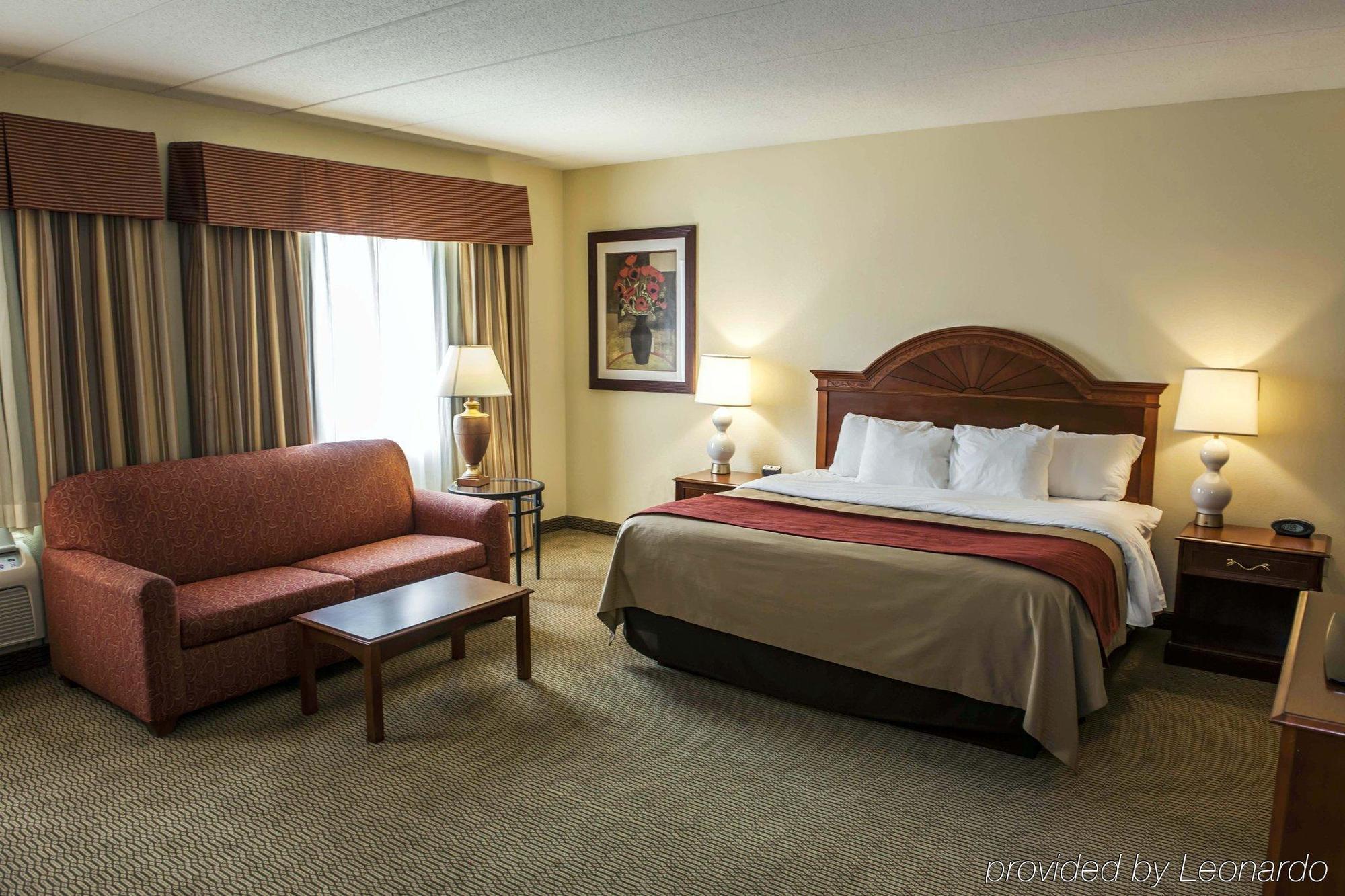 Holiday Inn - Columbus By Ihg Екстериор снимка